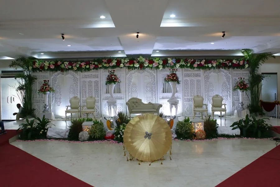 Aula Masjid Daarul Muqorrobien RPI